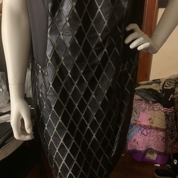 Plus Size Dresses - Picture 2 of 8